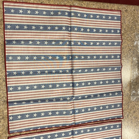 Longaberger 4 All American Fabric Napkins Stars Stripes 2 Packs of 2 Napkins - Picture 5 of 12